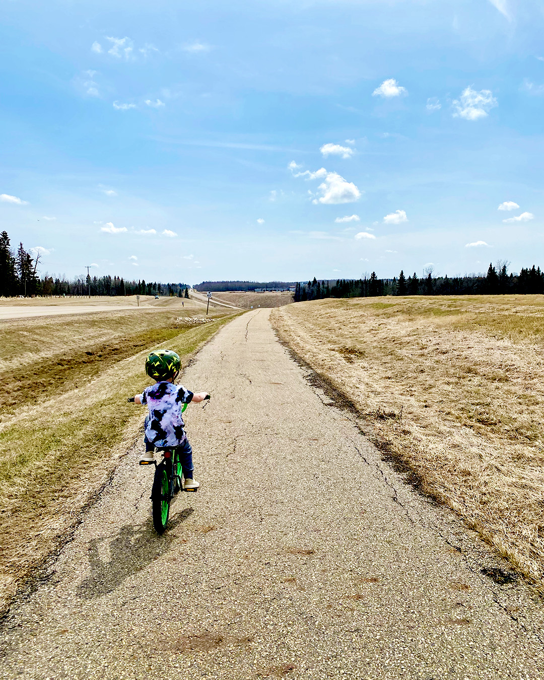 You are currently viewing A scenic ride with your kid – Drayton Valley to Rocky Rapids